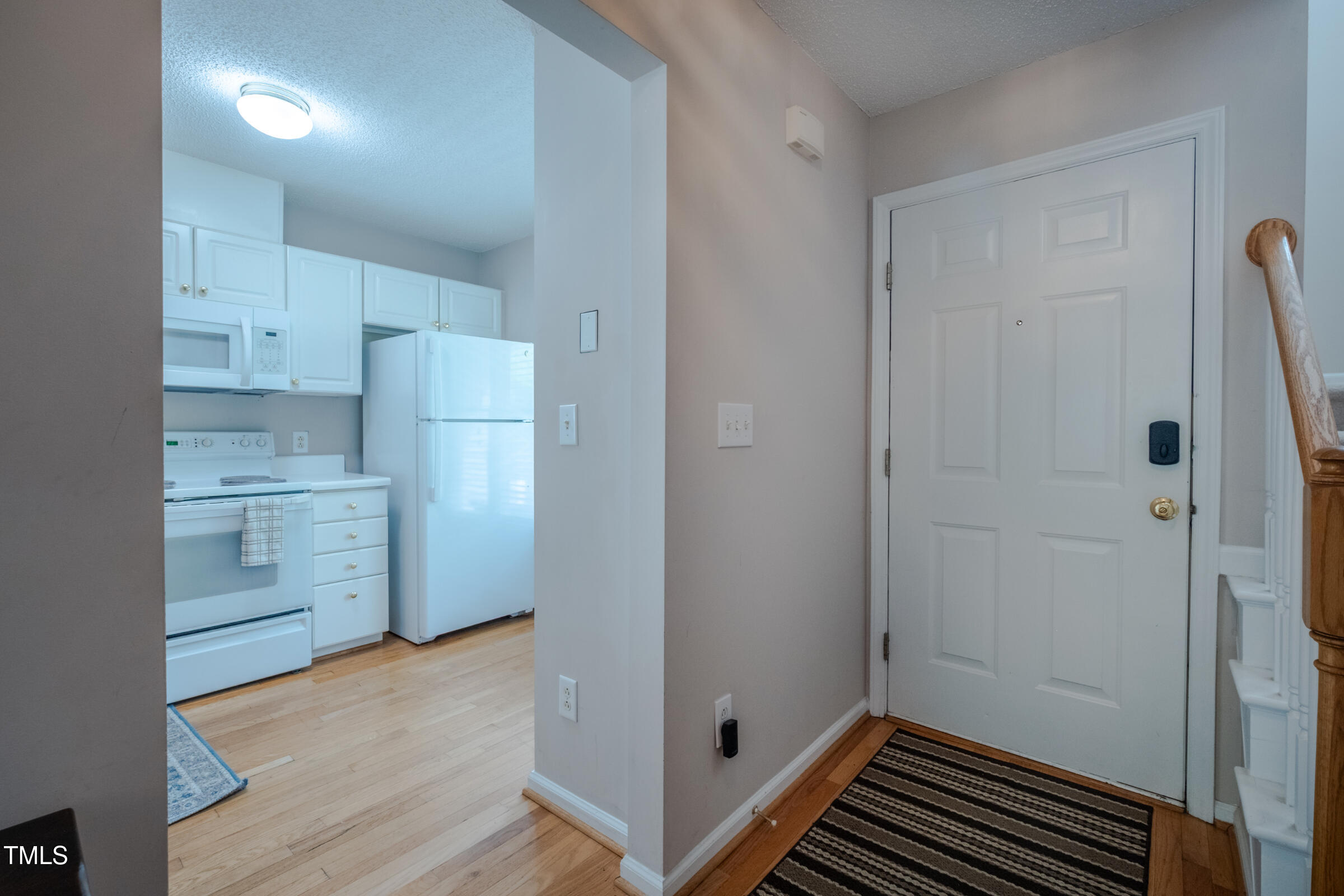 1604 Oakland Hills Way