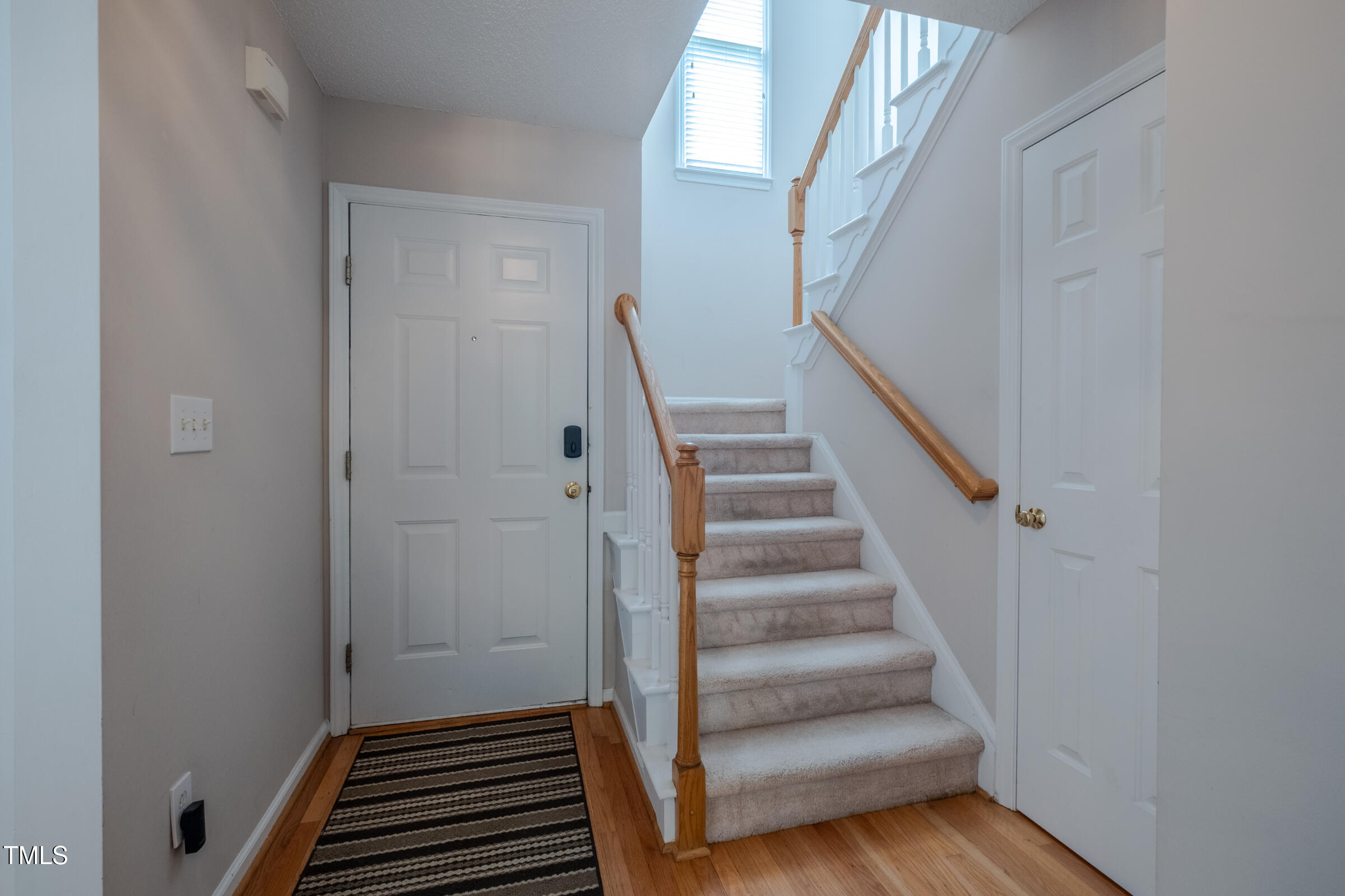 1604 Oakland Hills Way