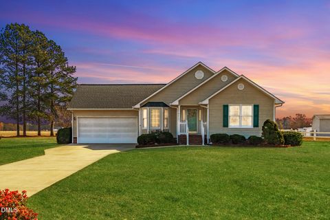 46 Budd Godwin Lane Dunn NC 28334