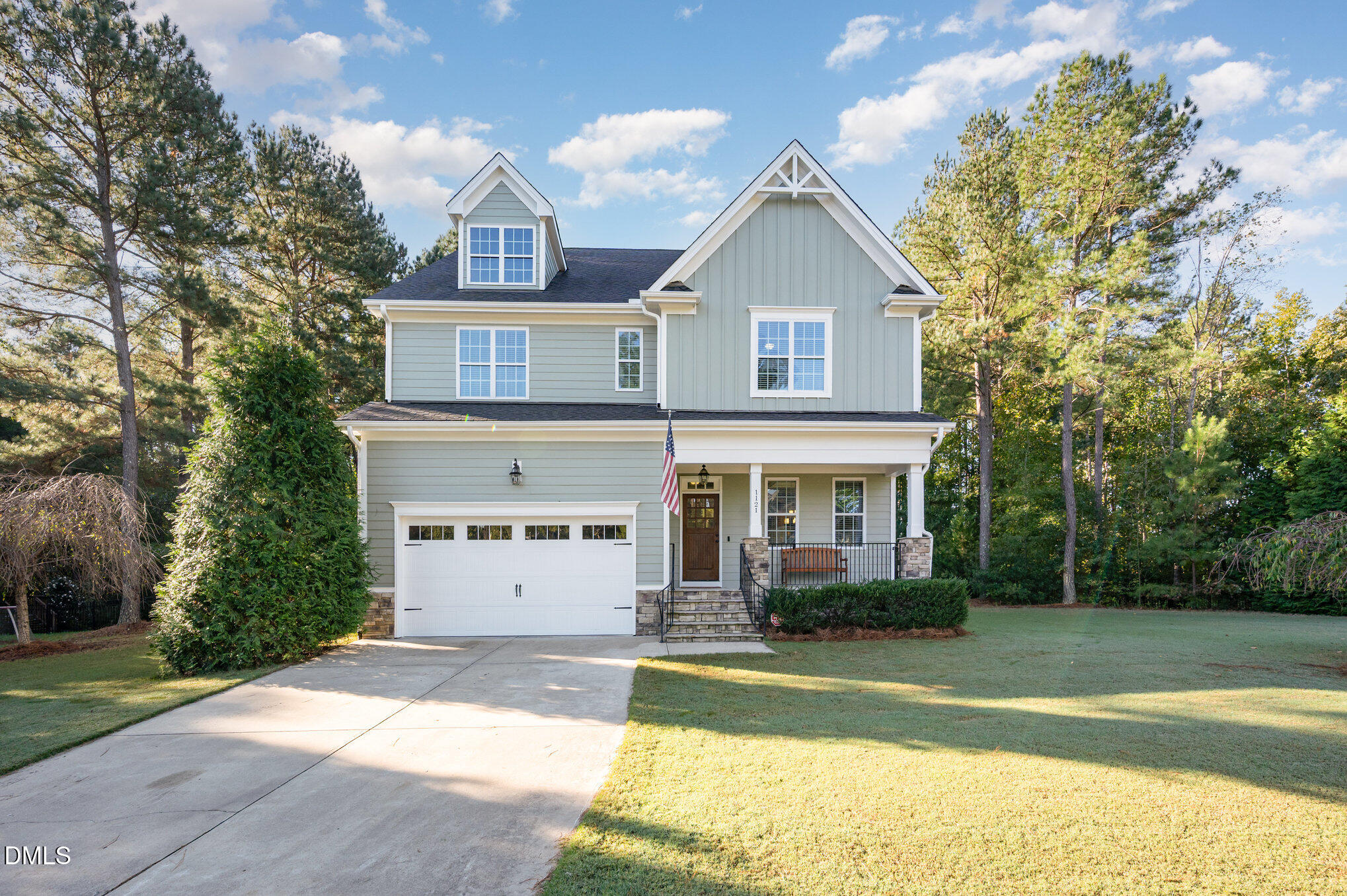 1121 Whitecroft Drive