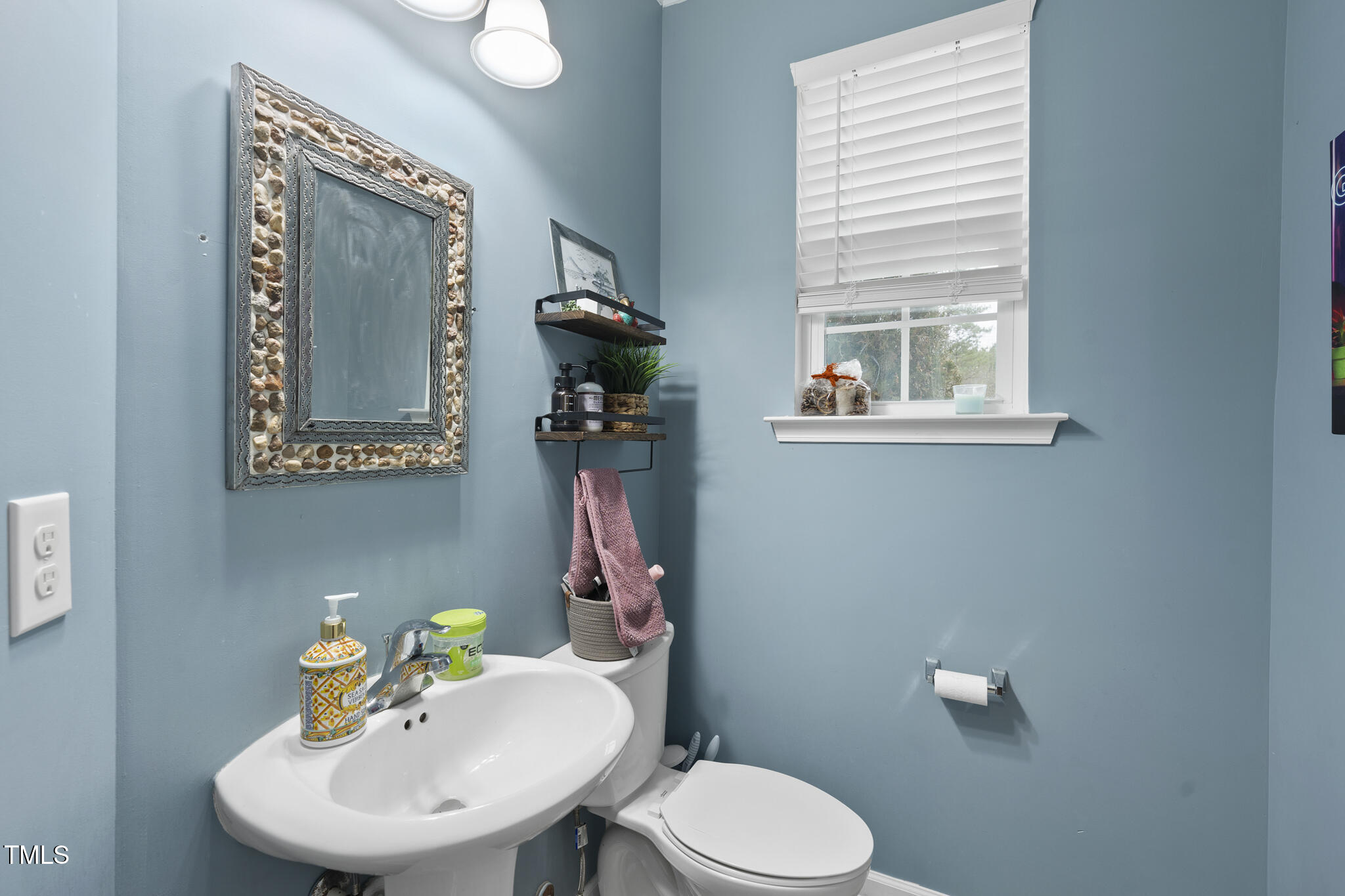 Knightdale, North Carolina 27545, United States, 3 Bedrooms Bedrooms, ,3 BathroomsBathrooms,Residential,Pending,5771