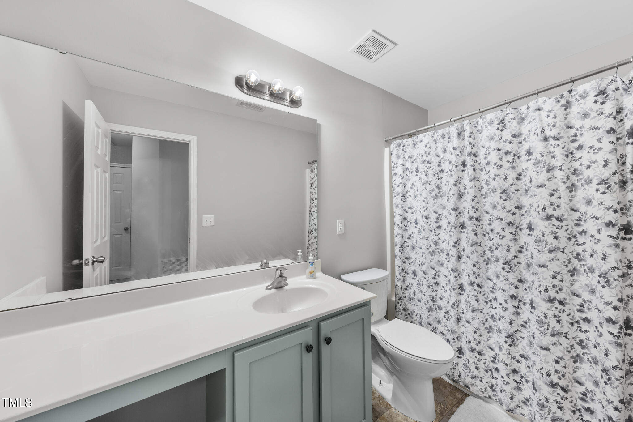 Knightdale, North Carolina 27545, United States, 3 Bedrooms Bedrooms, ,3 BathroomsBathrooms,Residential,Pending,5771