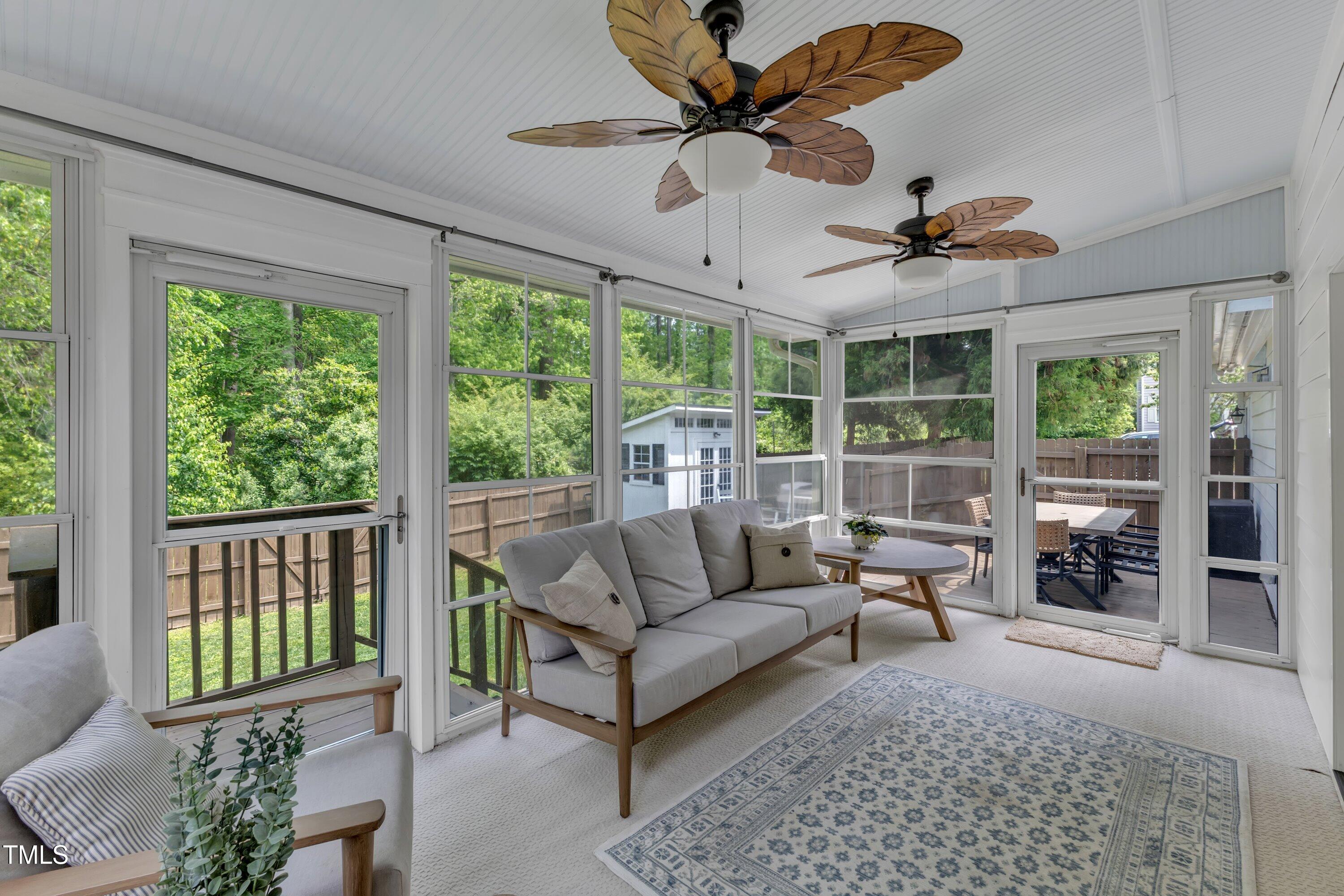 1005 Thorncroft Lane