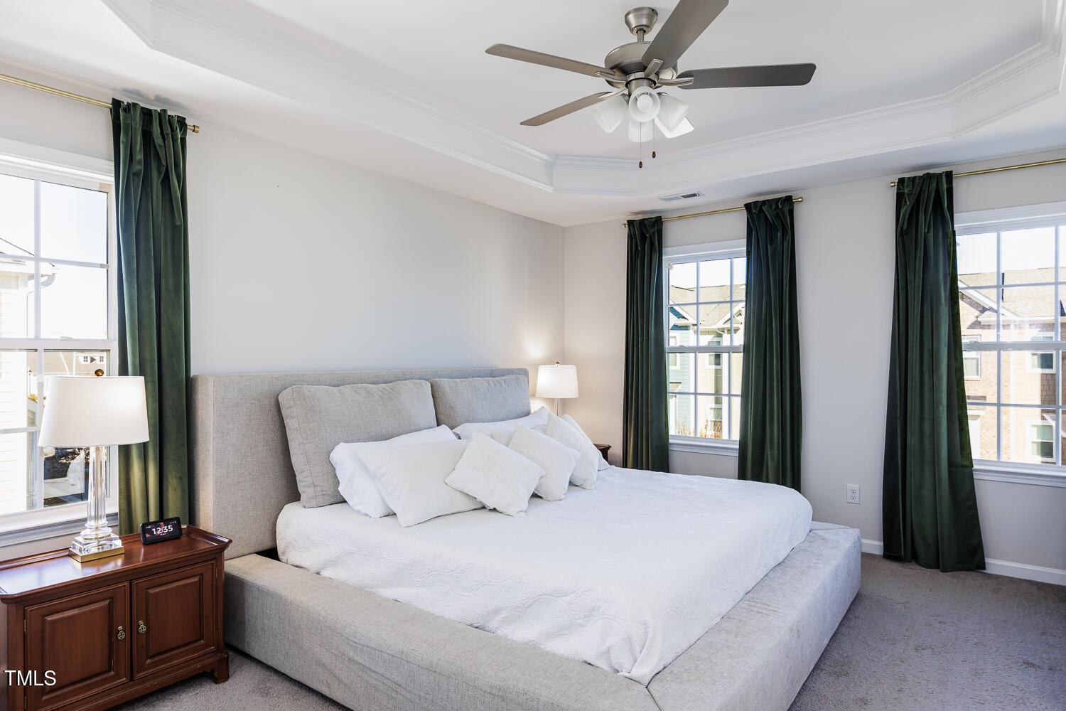 Raleigh, North Carolina 27616, United States, 4 Bedrooms Bedrooms, ,4 BathroomsBathrooms,Residential,Pending,17110