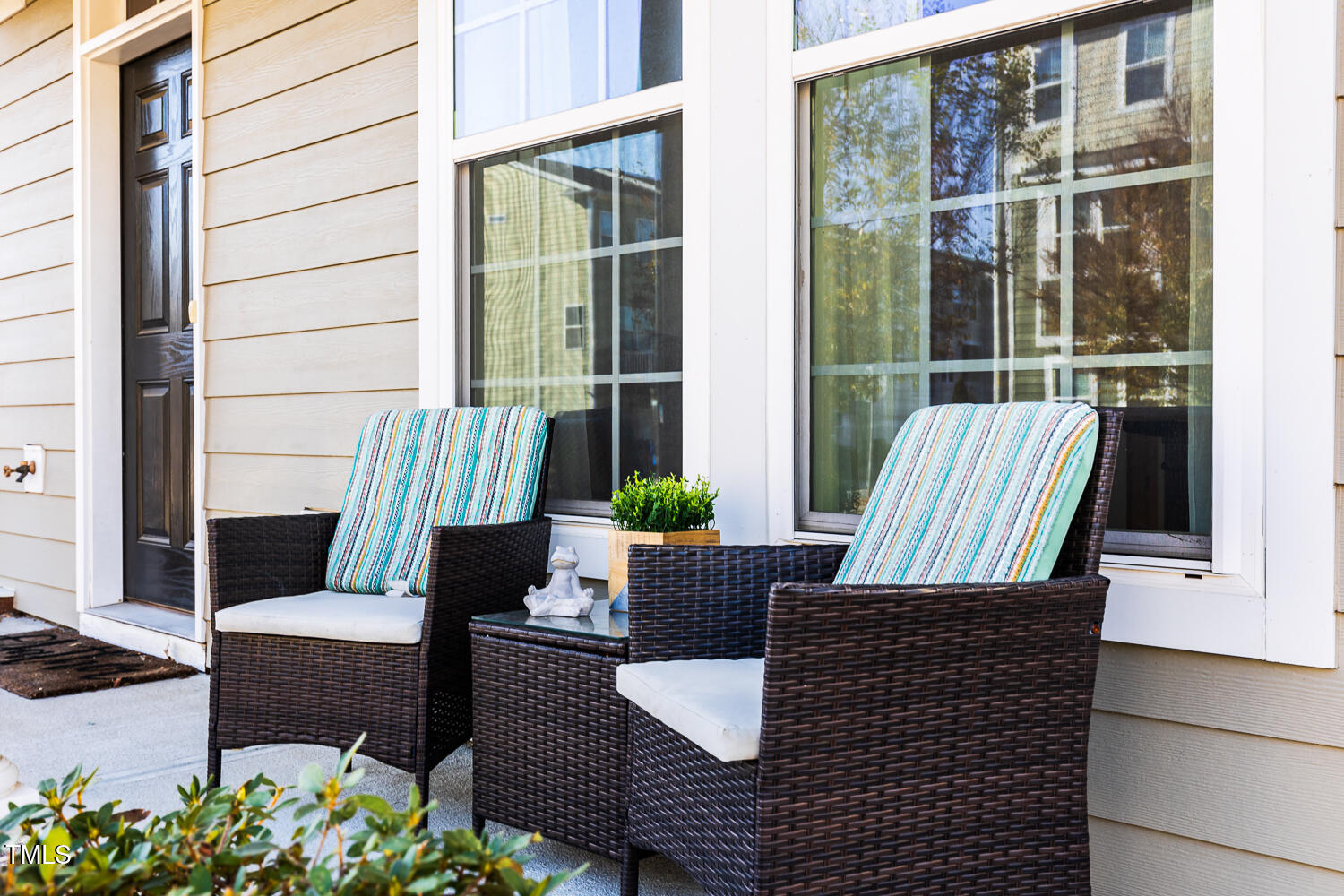 Raleigh, North Carolina 27616, United States, 4 Bedrooms Bedrooms, ,4 BathroomsBathrooms,Residential,Pending,17110