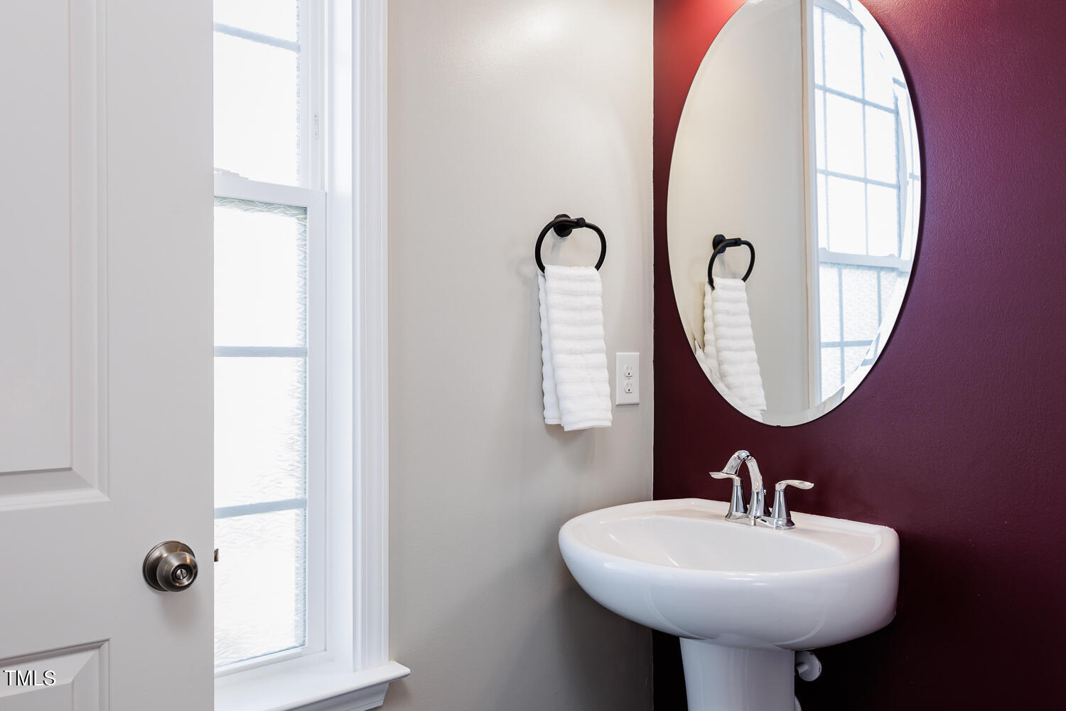 Raleigh, North Carolina 27616, United States, 4 Bedrooms Bedrooms, ,4 BathroomsBathrooms,Residential,Pending,17110