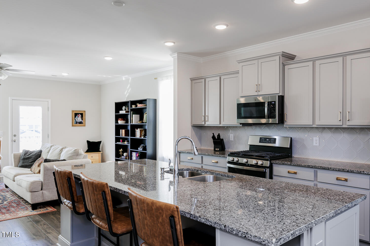 Raleigh, North Carolina 27616, United States, 4 Bedrooms Bedrooms, ,4 BathroomsBathrooms,Residential,Pending,17110