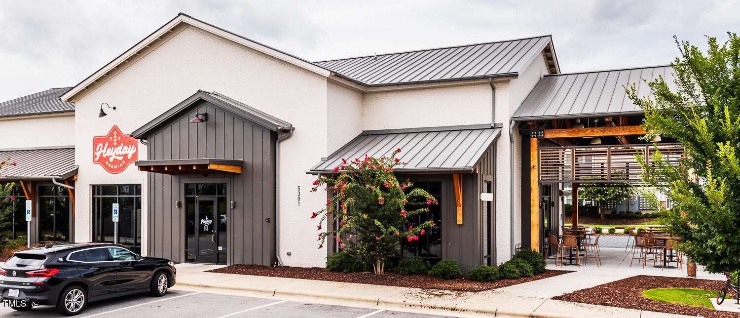 Raleigh, North Carolina 27616, United States, 4 Bedrooms Bedrooms, ,4 BathroomsBathrooms,Residential,Pending,17110