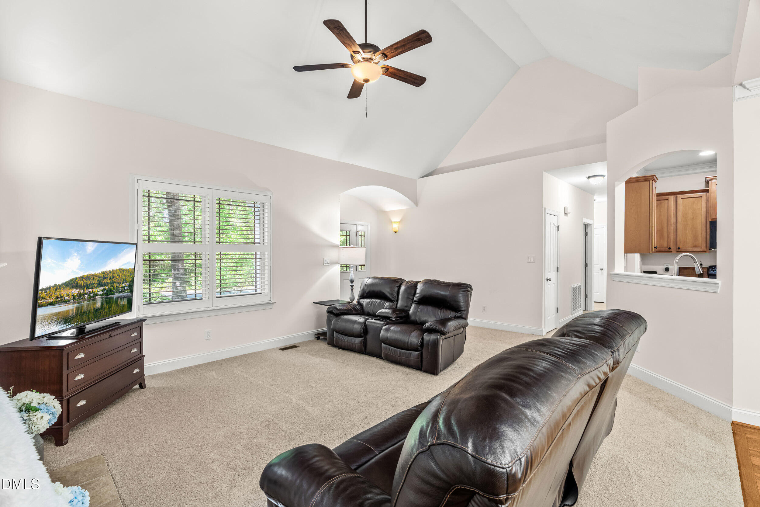 190 Willow Ridge Drive