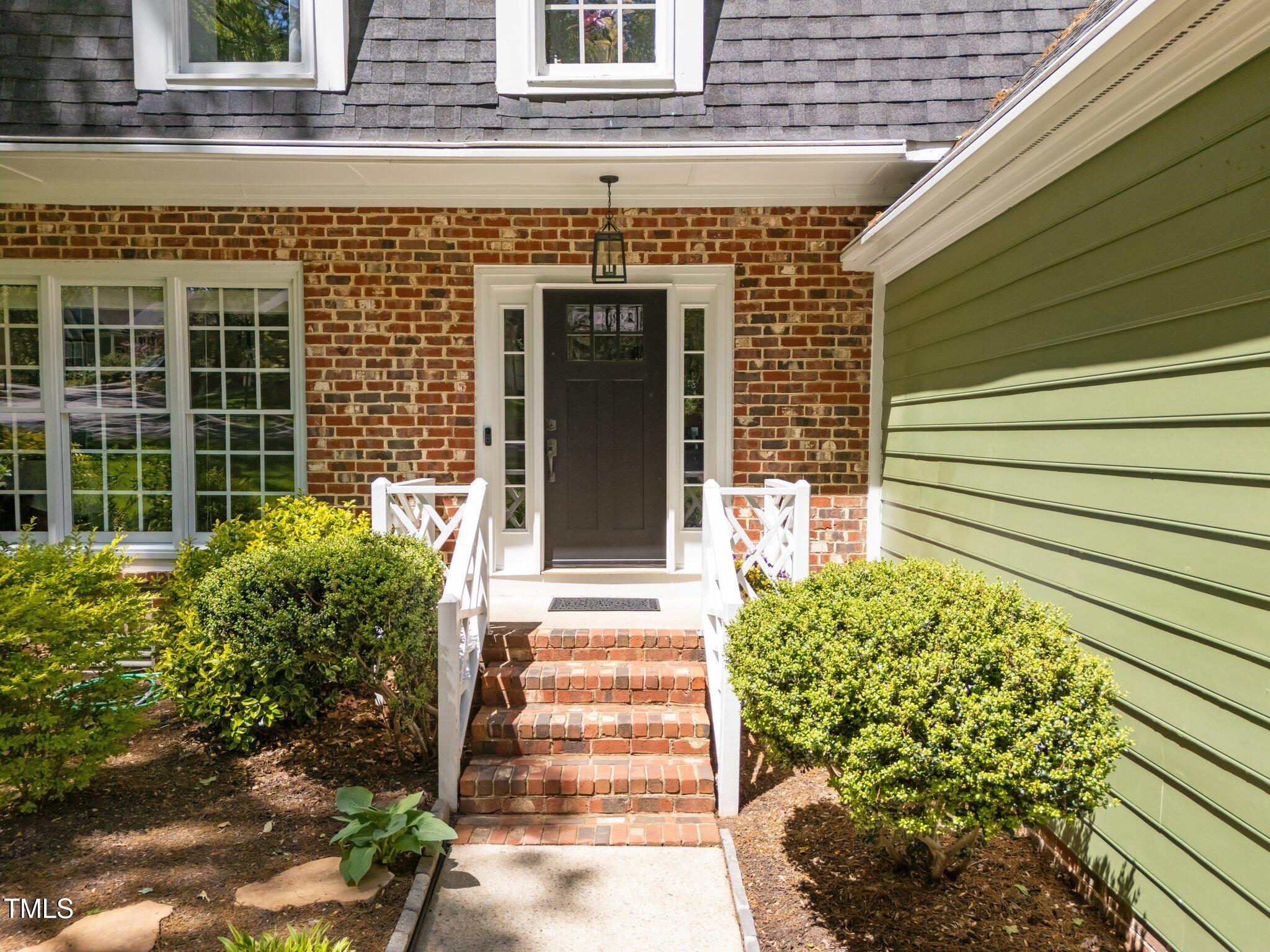 1408 Bridgeport Drive
