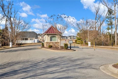 A home in Raeford