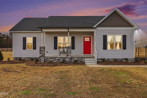 1405 New Daniels Chapel Road Fremont NC 27830