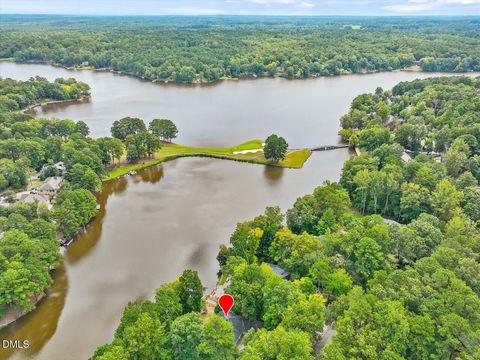 Photo of 275 Lake Point, Sanford, NC 27332 (MLS # 10149358)