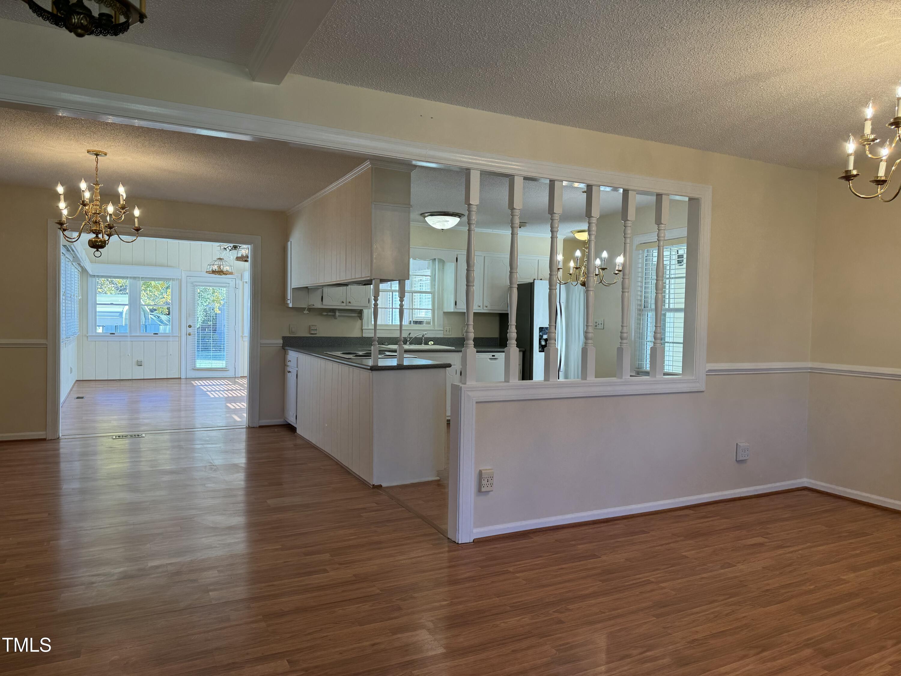 209 S Eastwood Drive