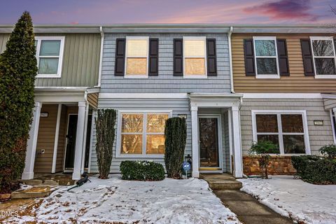 2905 Berkeley Springs Raleigh NC 27616