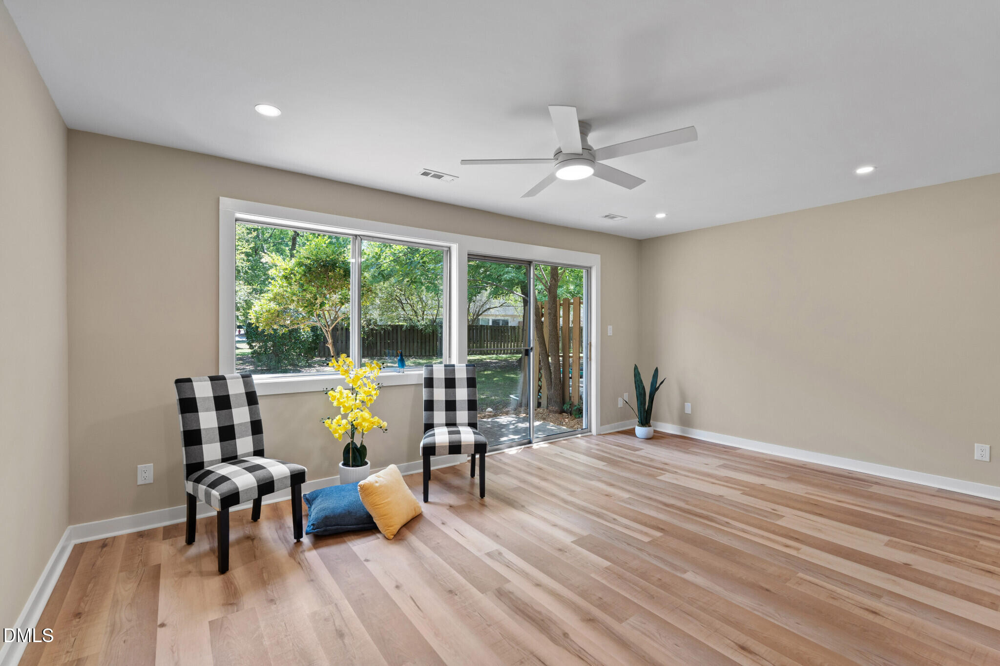 220 Elizabeth Street Apt C10