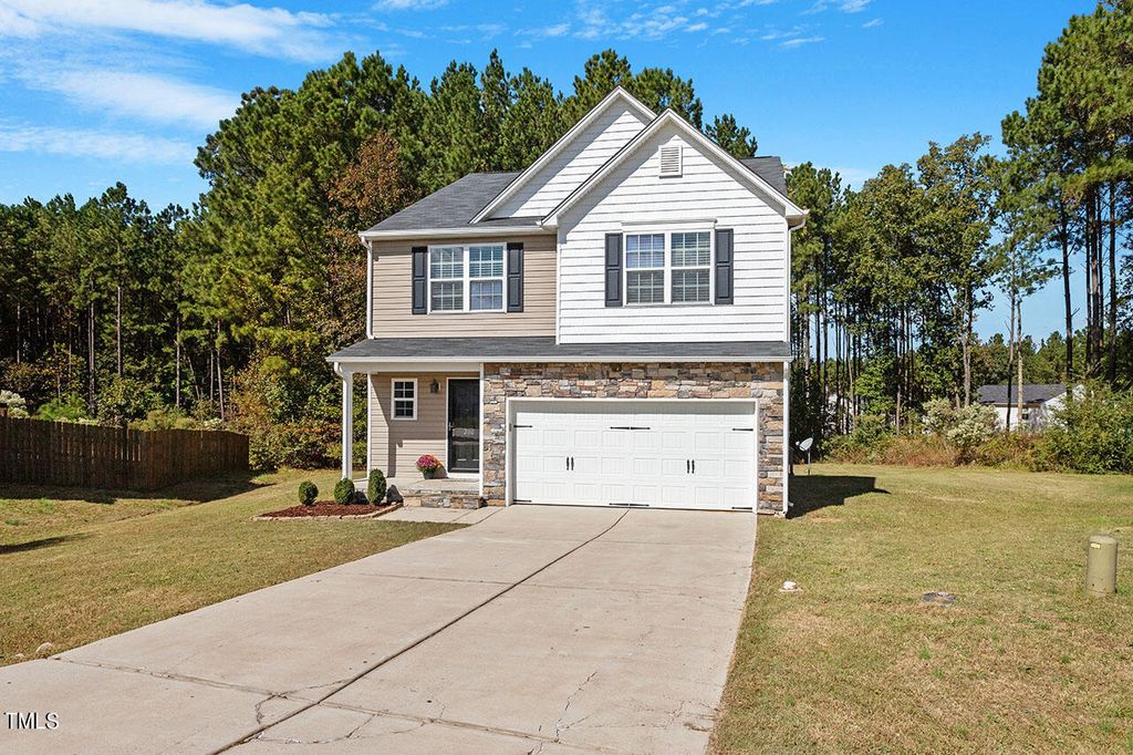 200 Reno Court, Clayton, NC 27527, MLS 10059127 Allen Tate