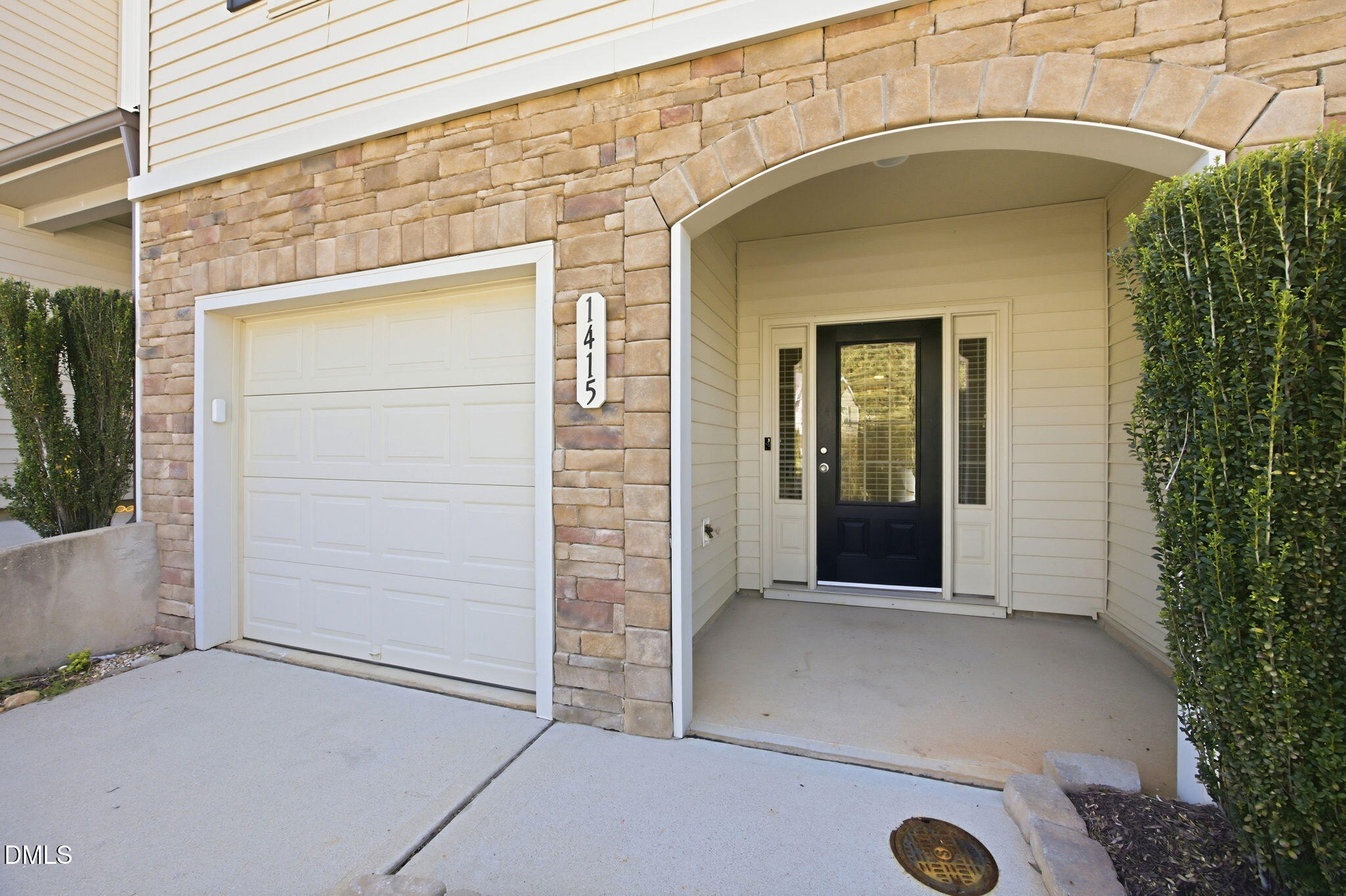 1415 Montonia Street