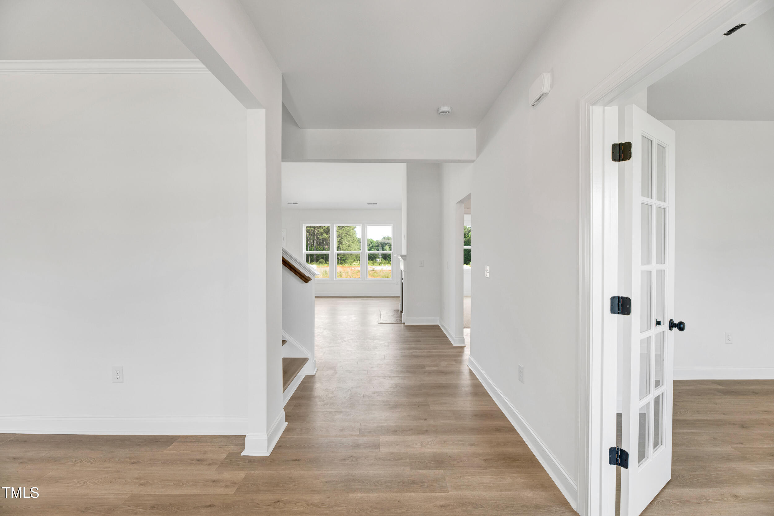 104 W Fountainhead Lane