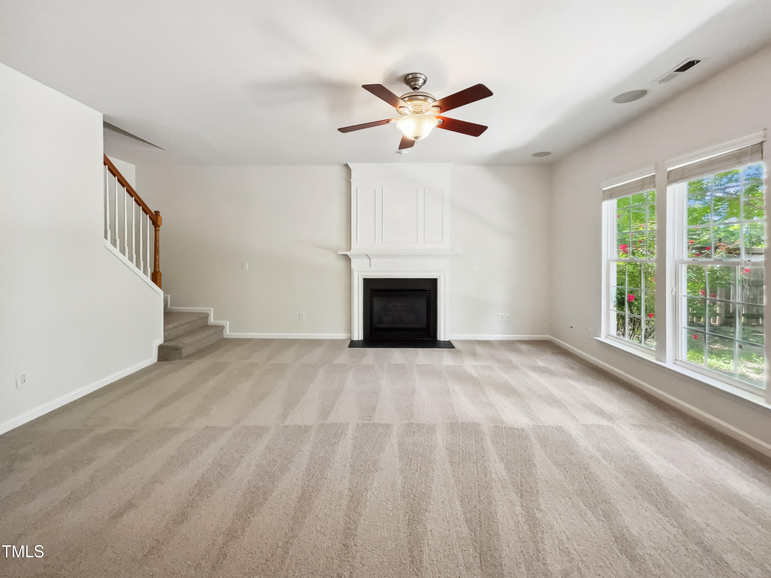 7425 Silver View Lane