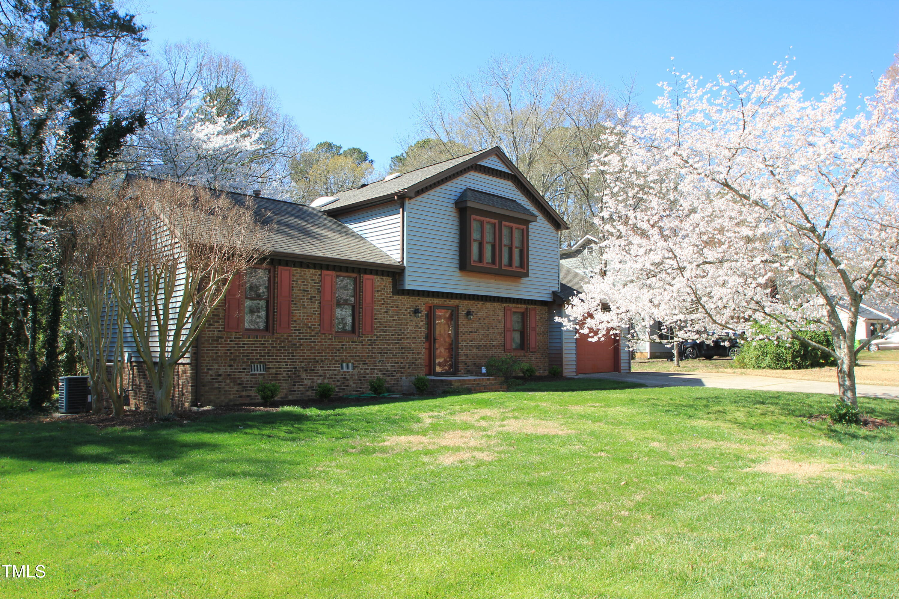1400 Rainwood Lane