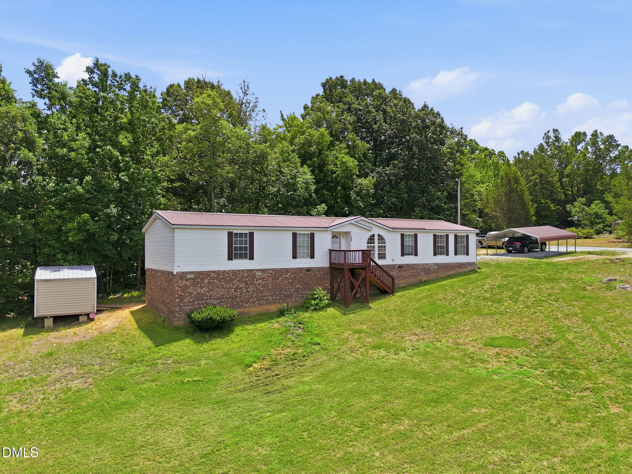 156 Woodsy View Lane