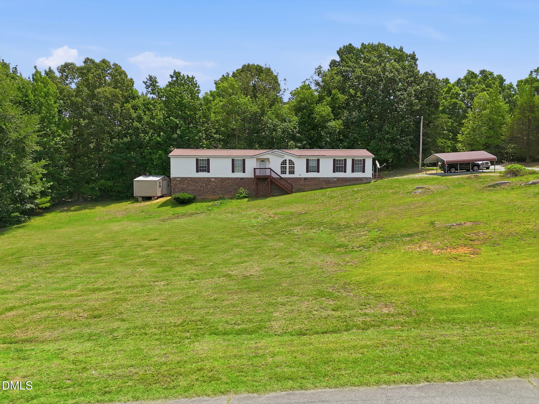 156 Woodsy View Lane