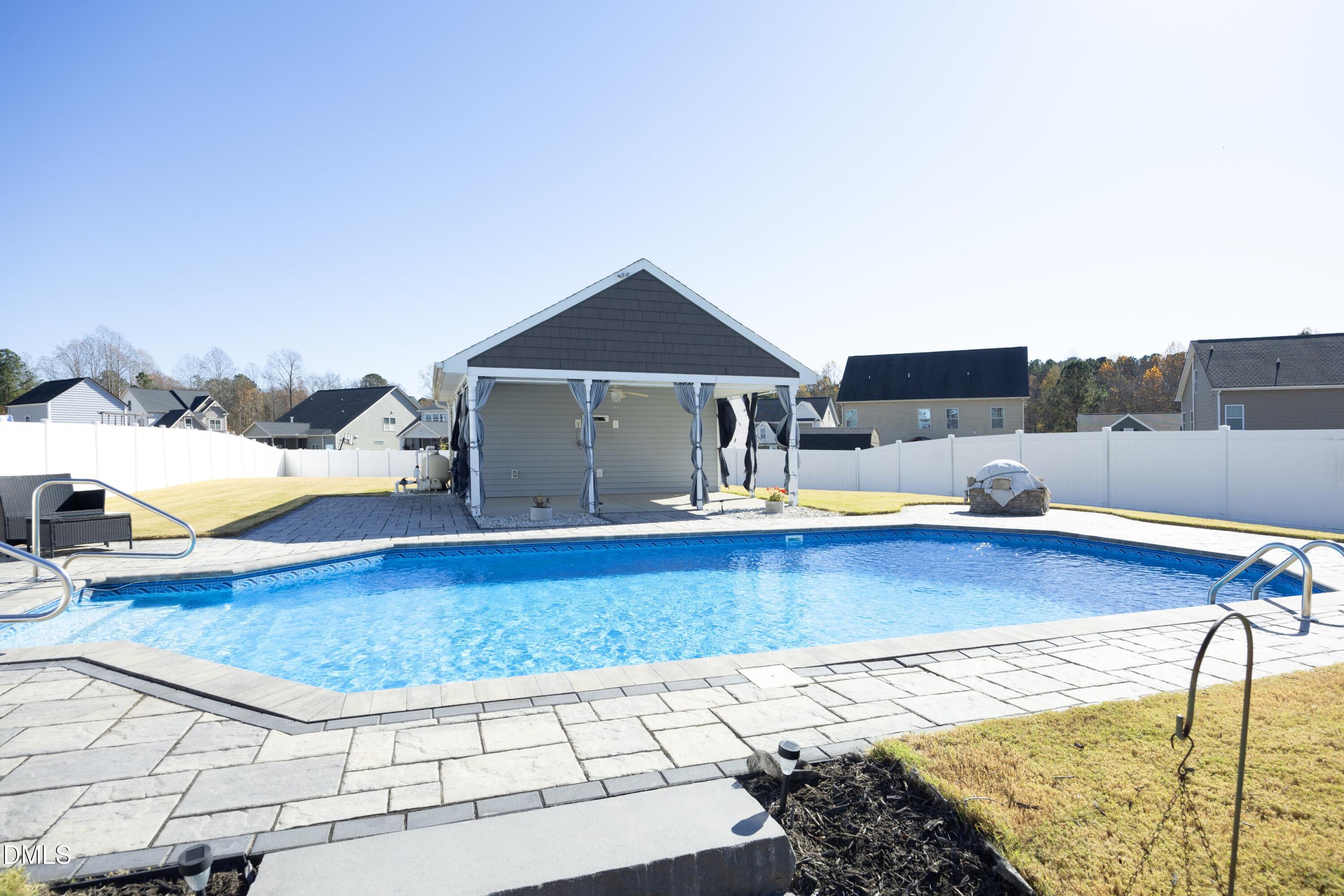 5508 Weathered Rock Court