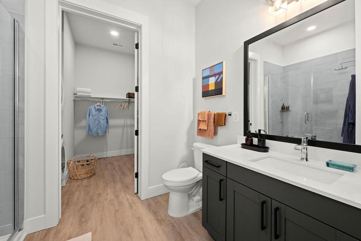 Morrisville, North Carolina 27560, United States, 1 Bedroom Bedrooms, ,1 BathroomBathrooms,Residential,Active,57654