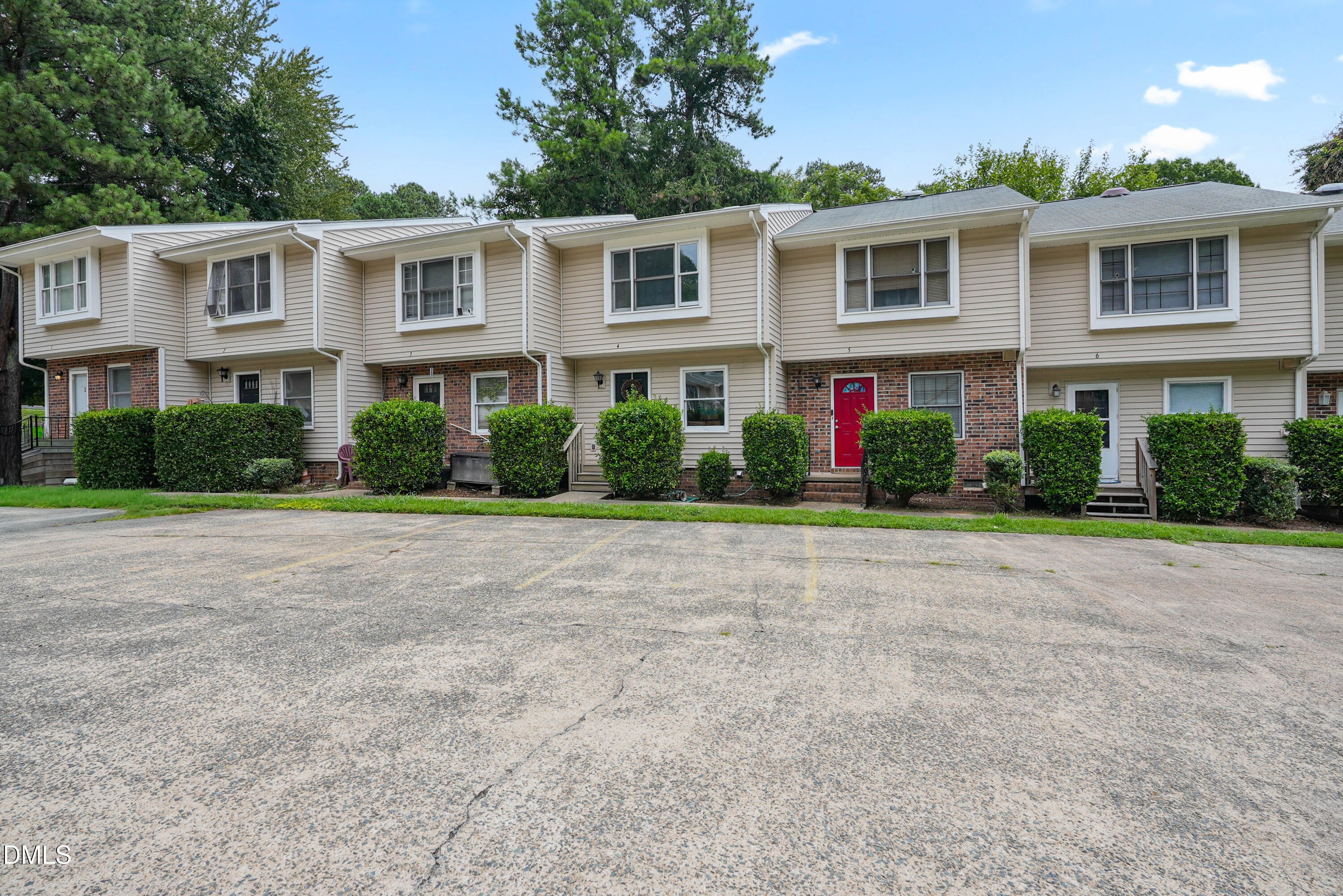 875 Martin Luther King Junior Boulevard Apt 4