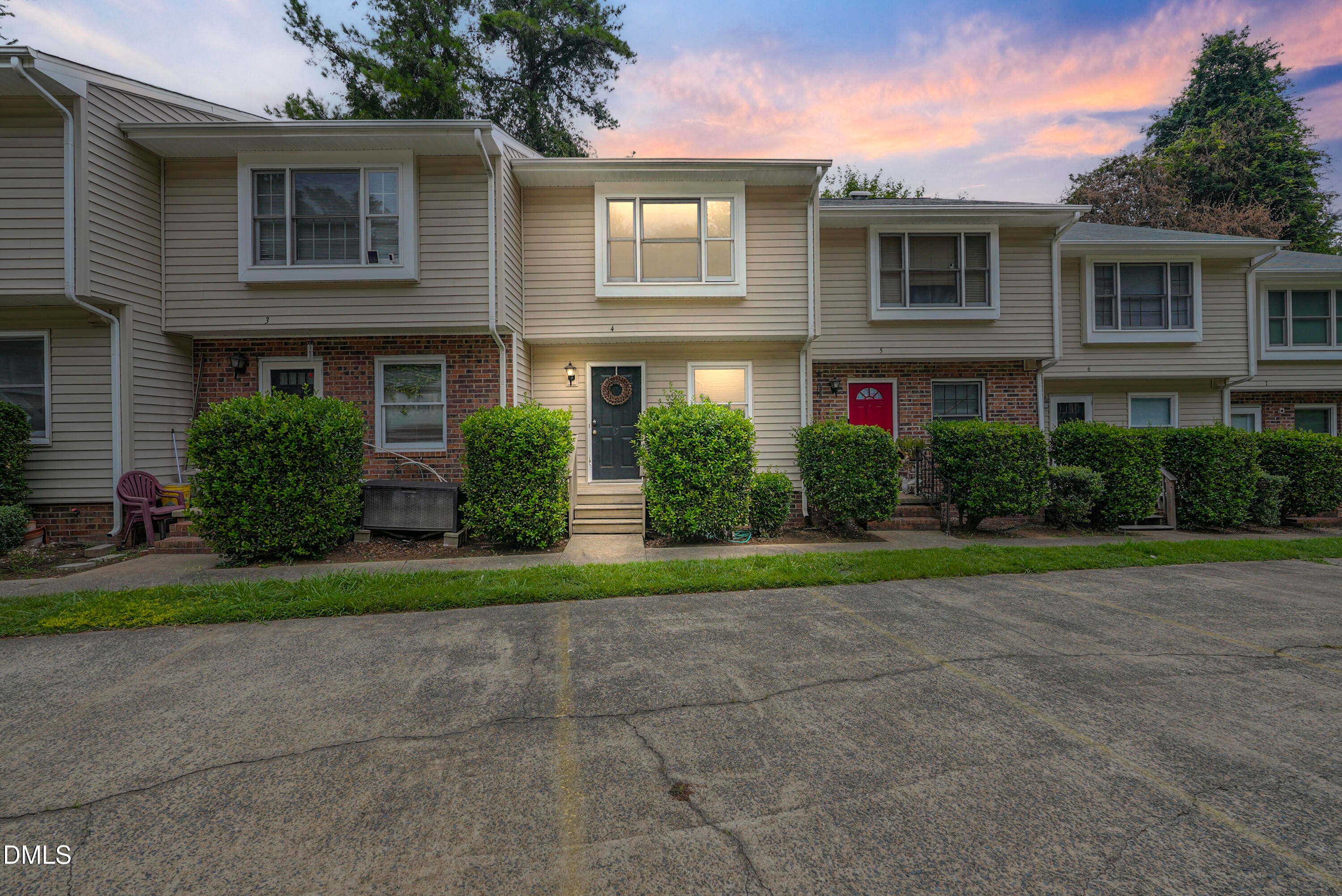 875 Martin Luther King Junior Boulevard Apt 4