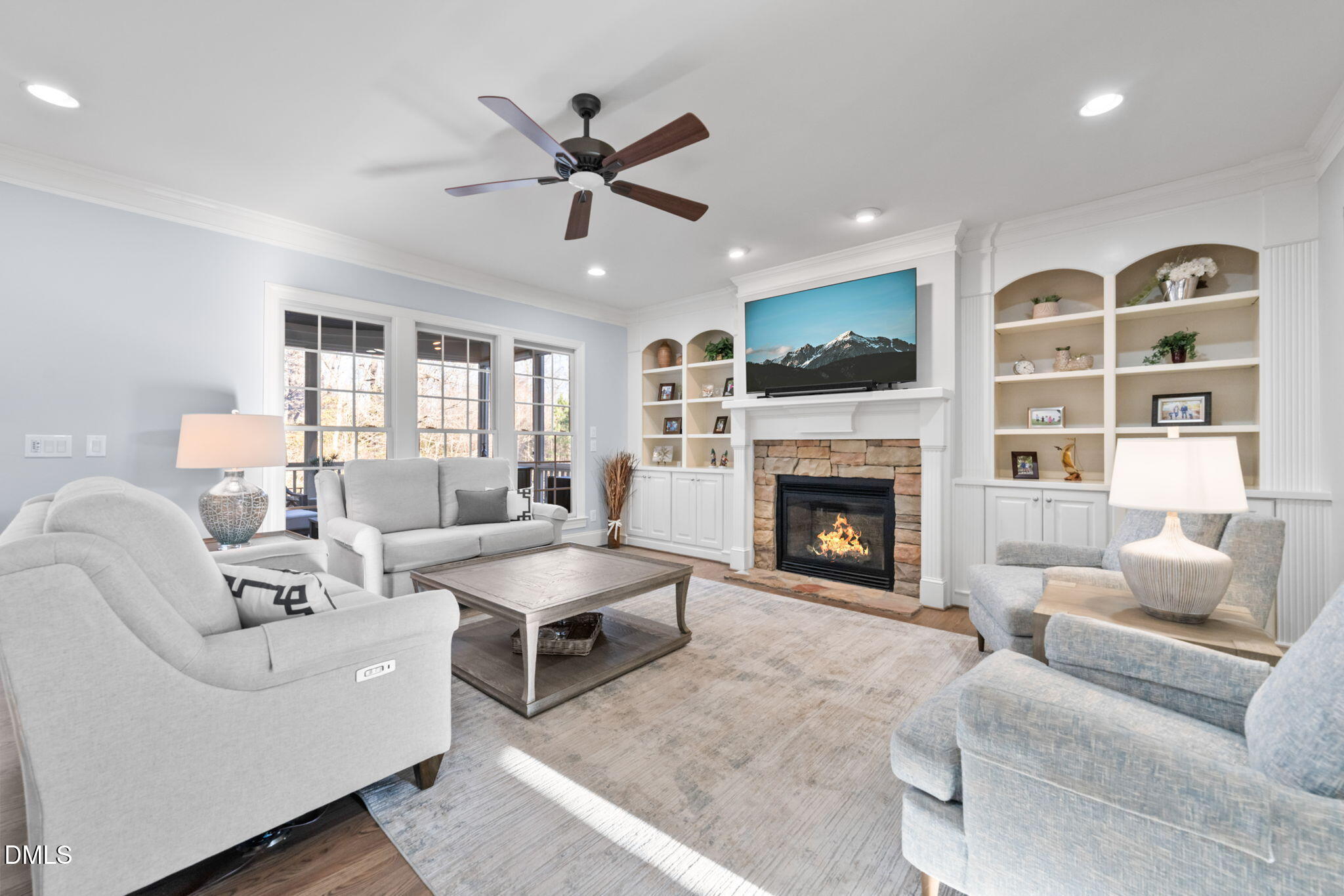 3537 Mount Prospect Circle