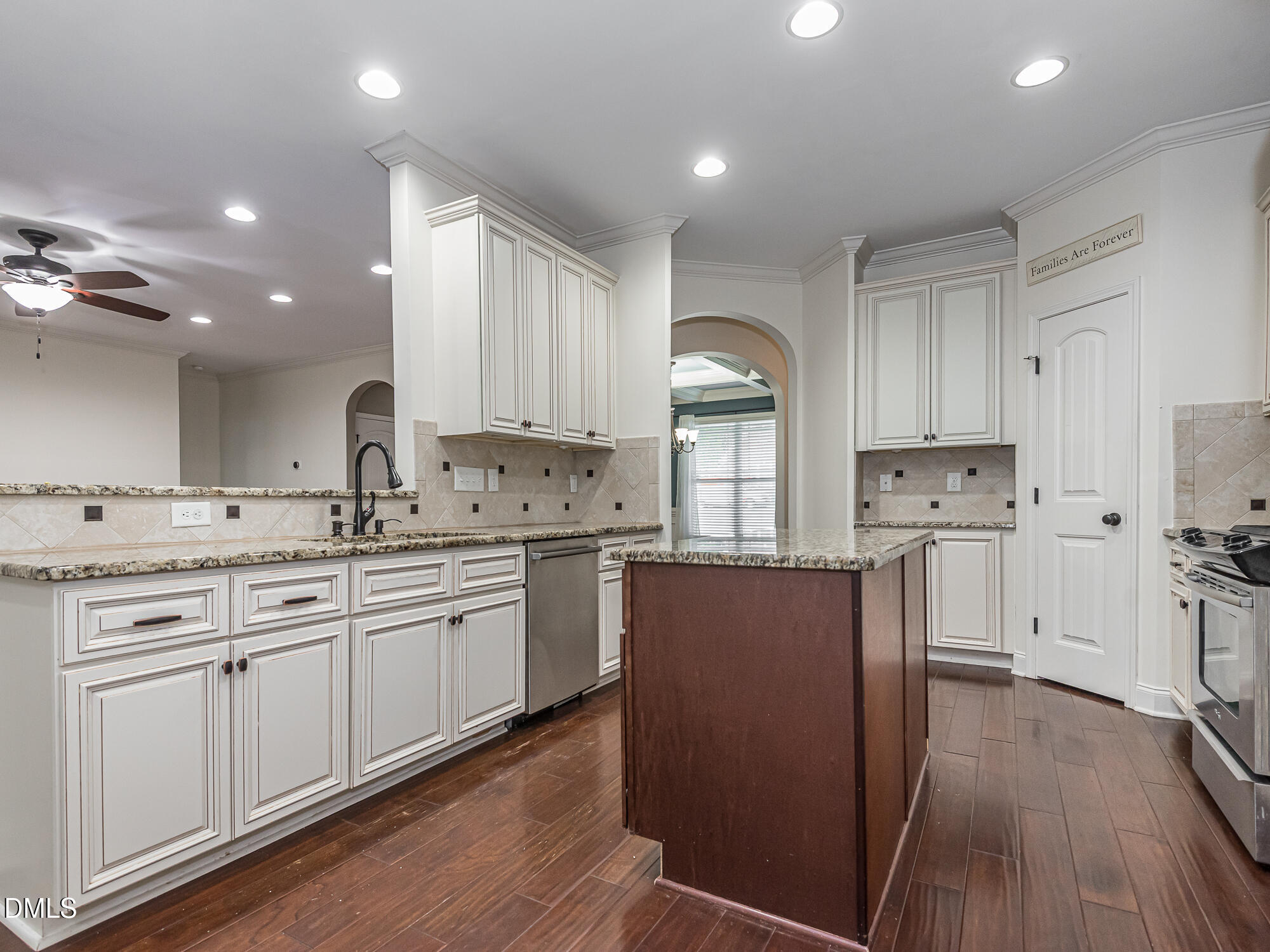 337 Shadowdale Lane