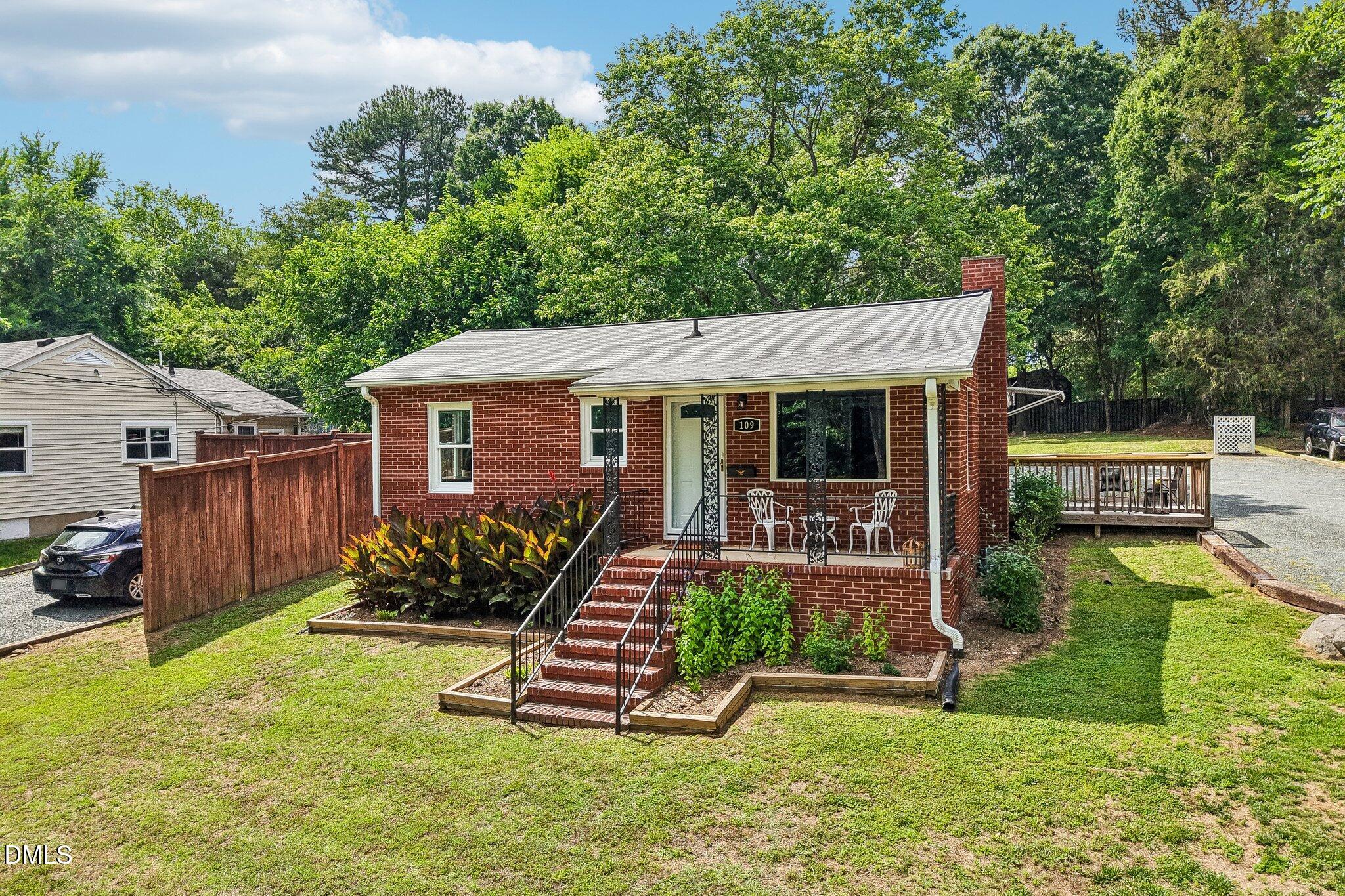 109 Estes Drive