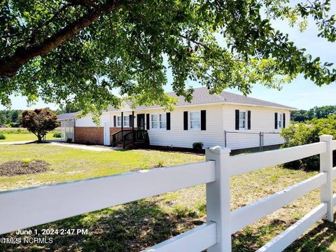Single Family Residence in Salemburg NC 1711 Salemburg Highway.jpg