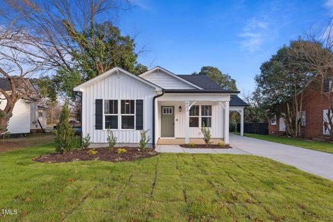 A home in Dunn