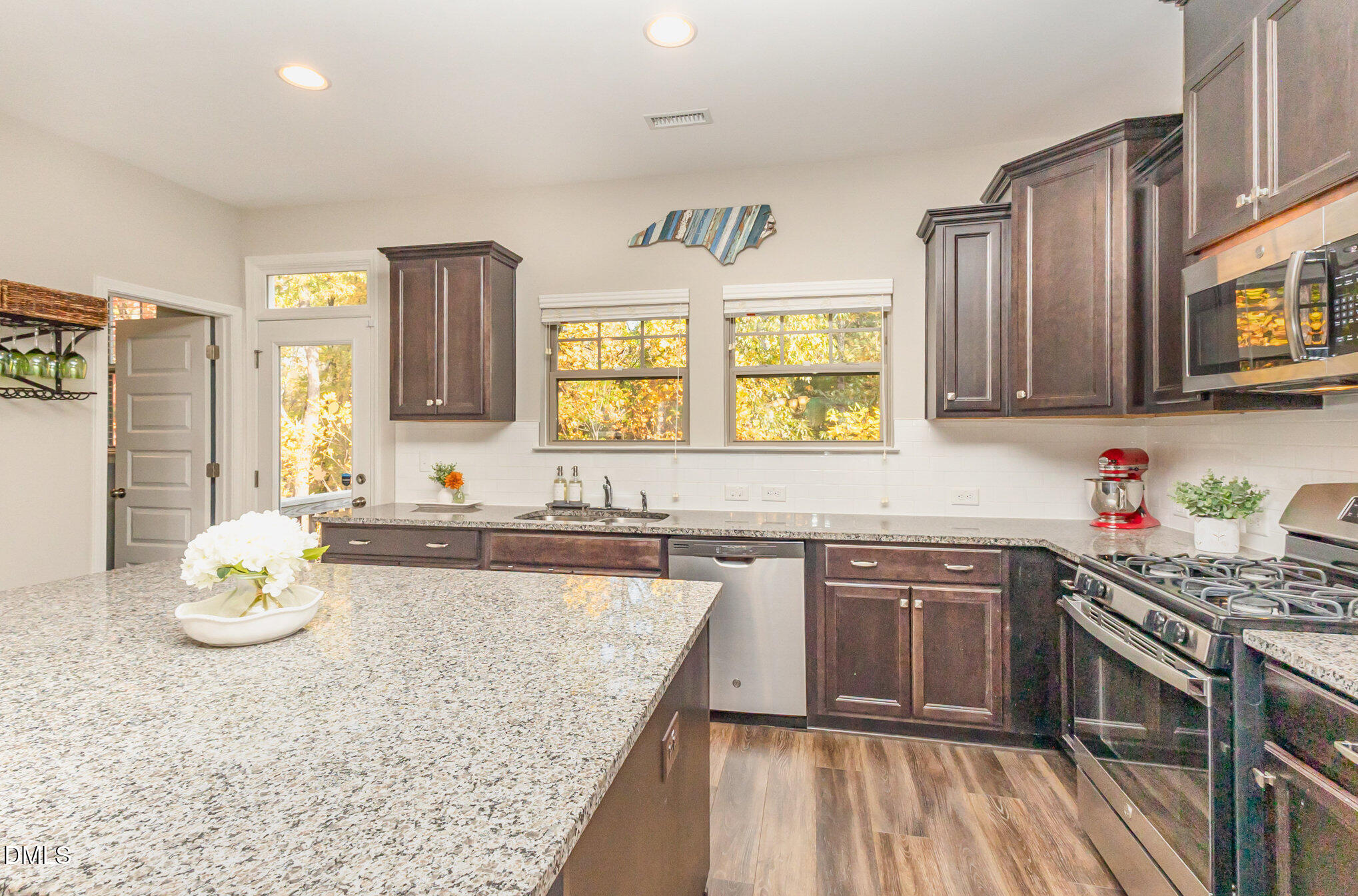 823 Richmont Grove Lane