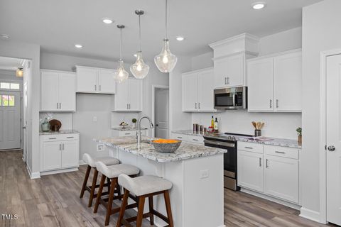 88 Baldwin Street Lillington NC 27546
