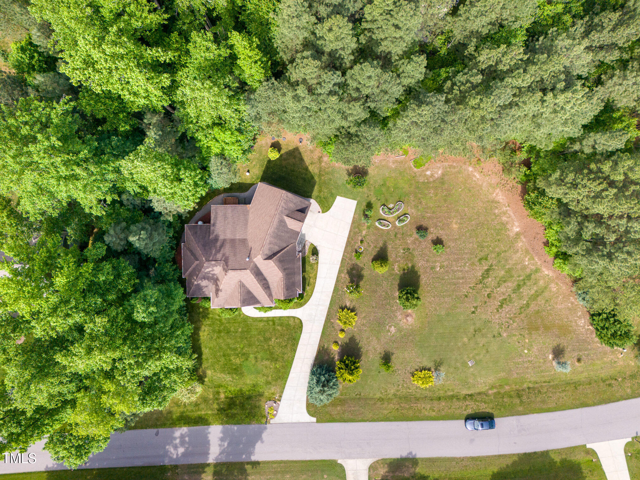 1619 Carriage Drive
