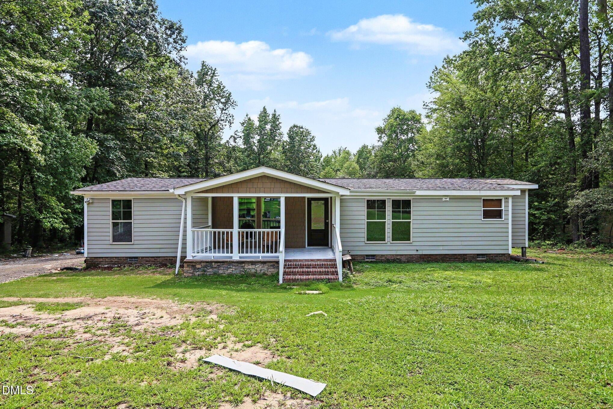 1615 Hunters Trail