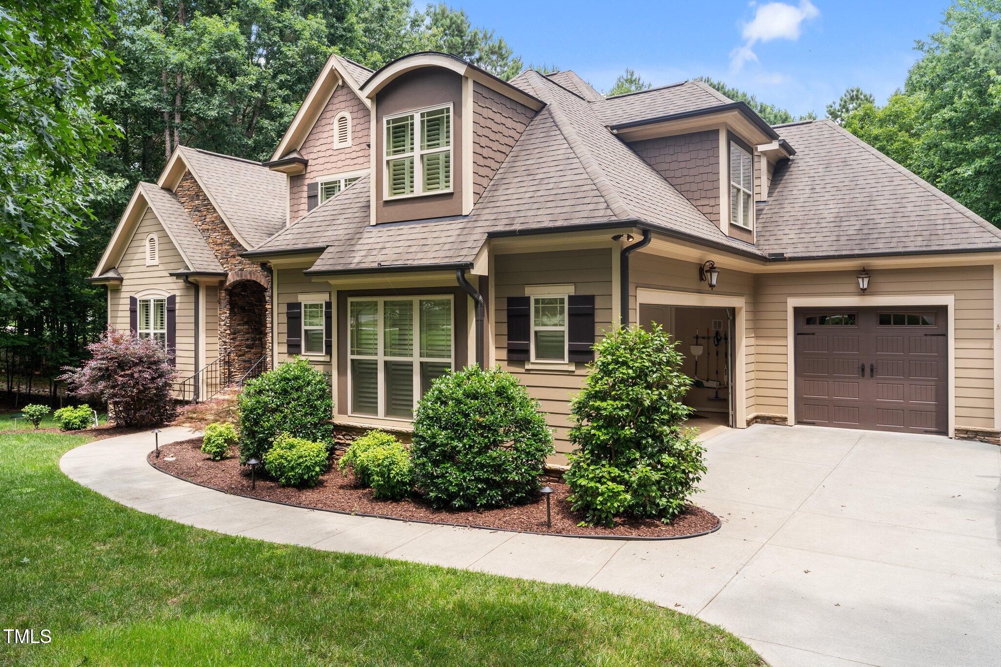 512 Belmont Circle