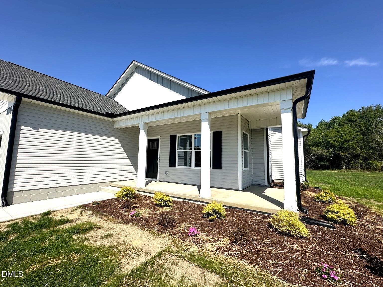 104 Hummingbird Grove Lane