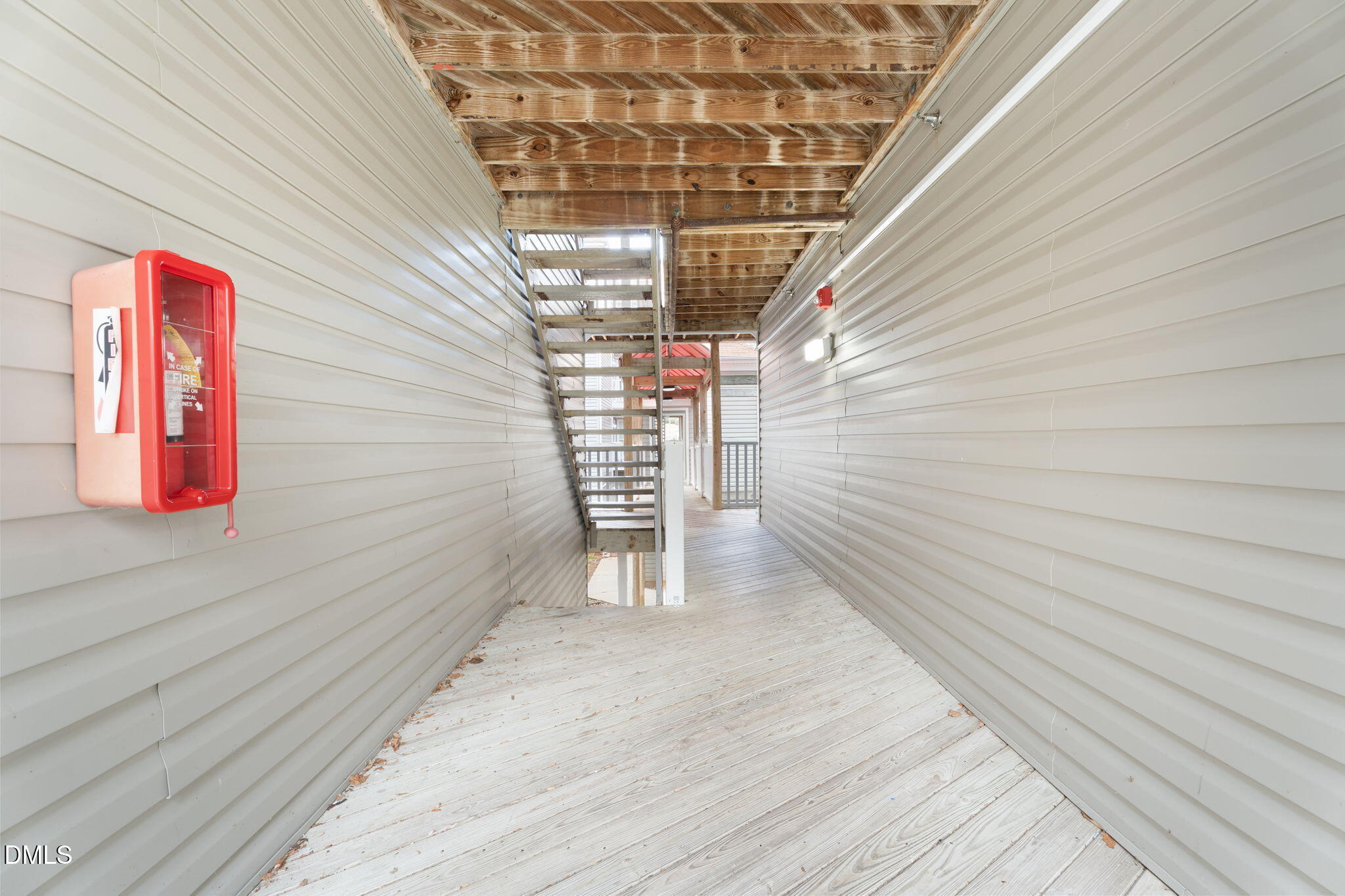 1420 Collegiate Circle