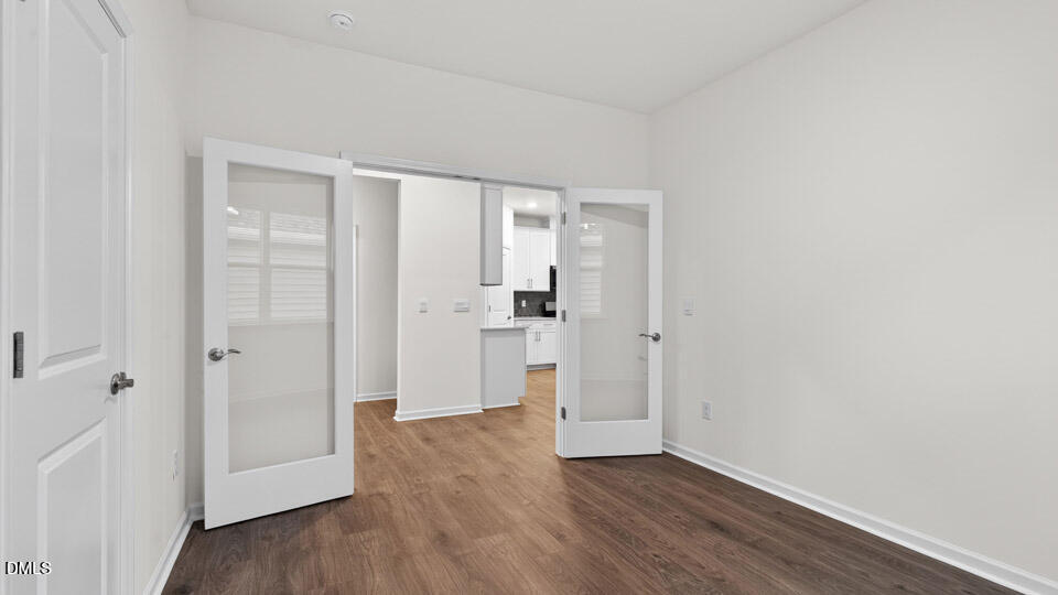 369 Alexis Loop