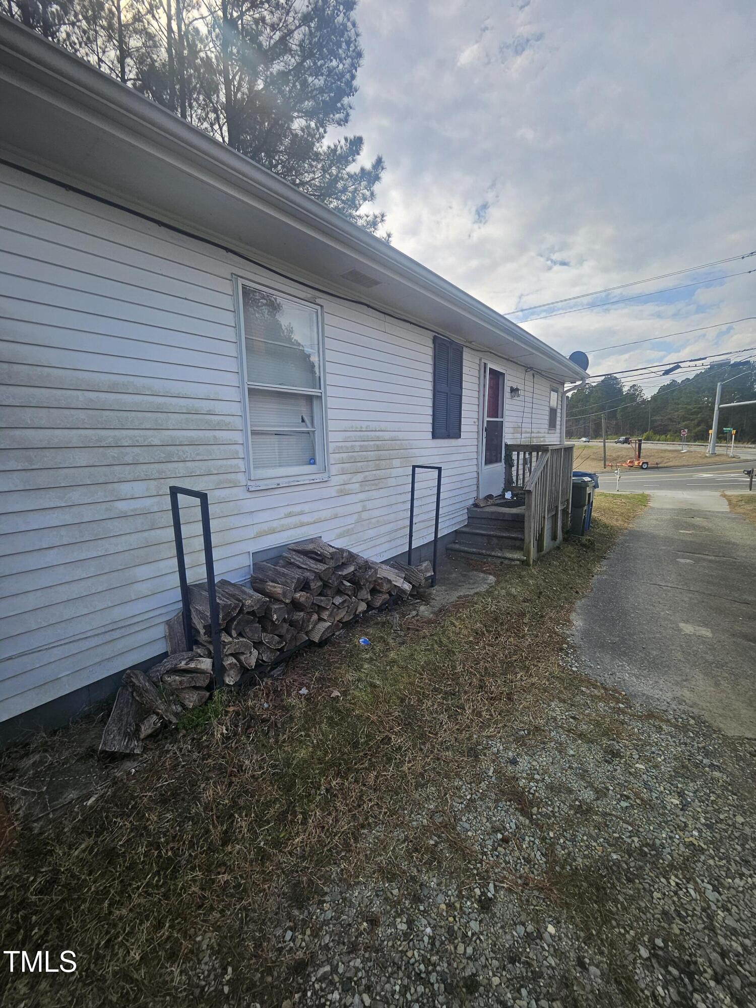4805 Barbee Road