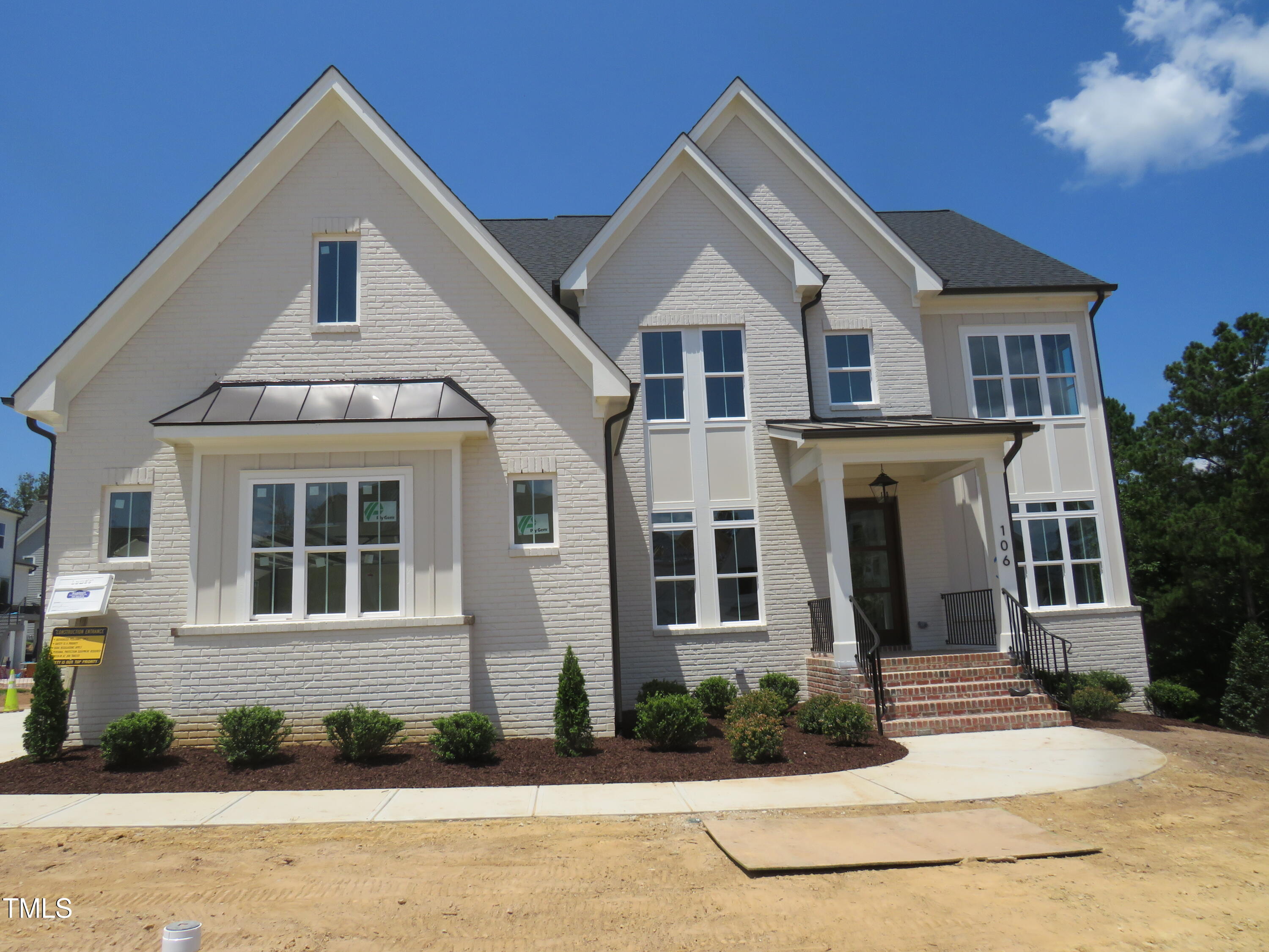 106 Ludbrook Court