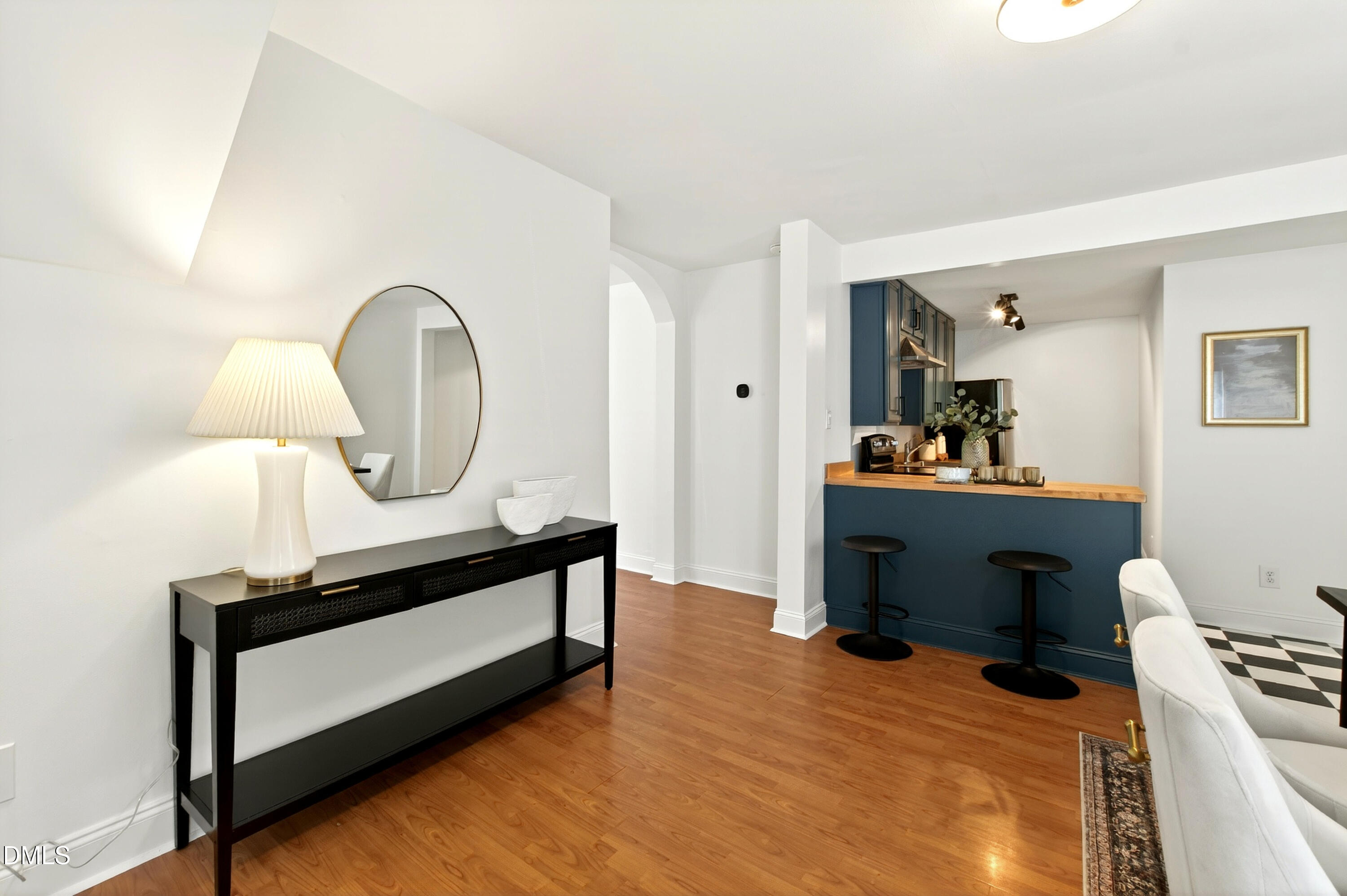 913 Washington Street