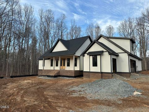 1420 Mccray Road Burlington NC 27217