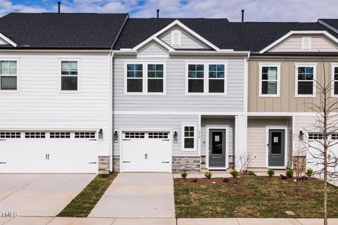 Townhouse in Wendell NC 210 Sweetbay Tree Drive.jpg