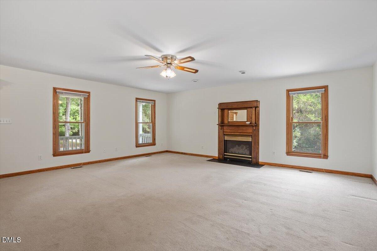 9424 N Manor Drive